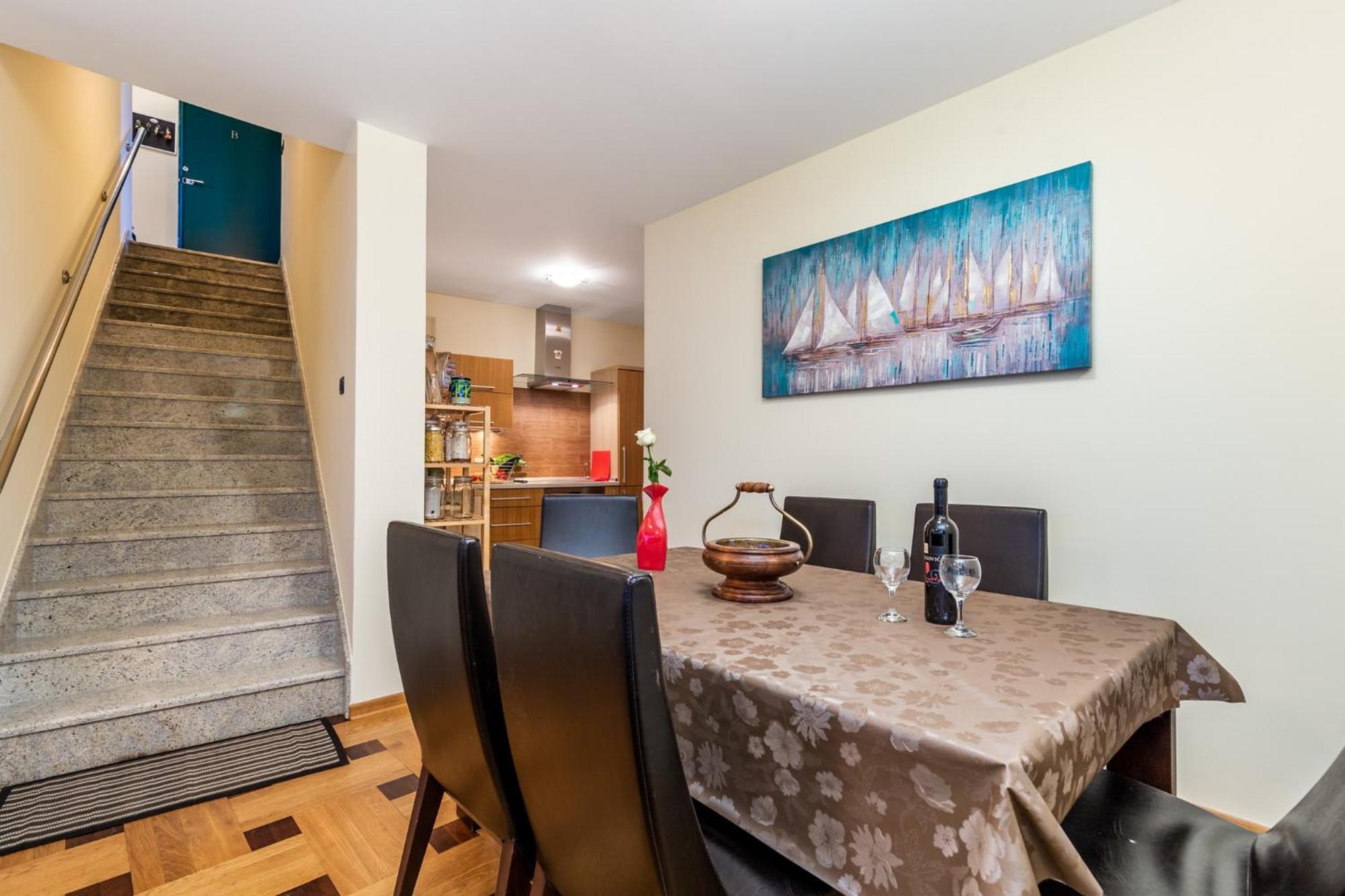 Lux Apartmani Opatija Exterior foto